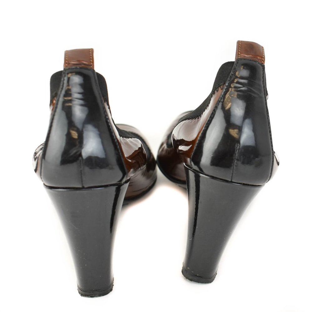 CHANEL: Black/Copper, Patent Leather "CC" Logo Heels/Pumps - Picture 7 of 10
